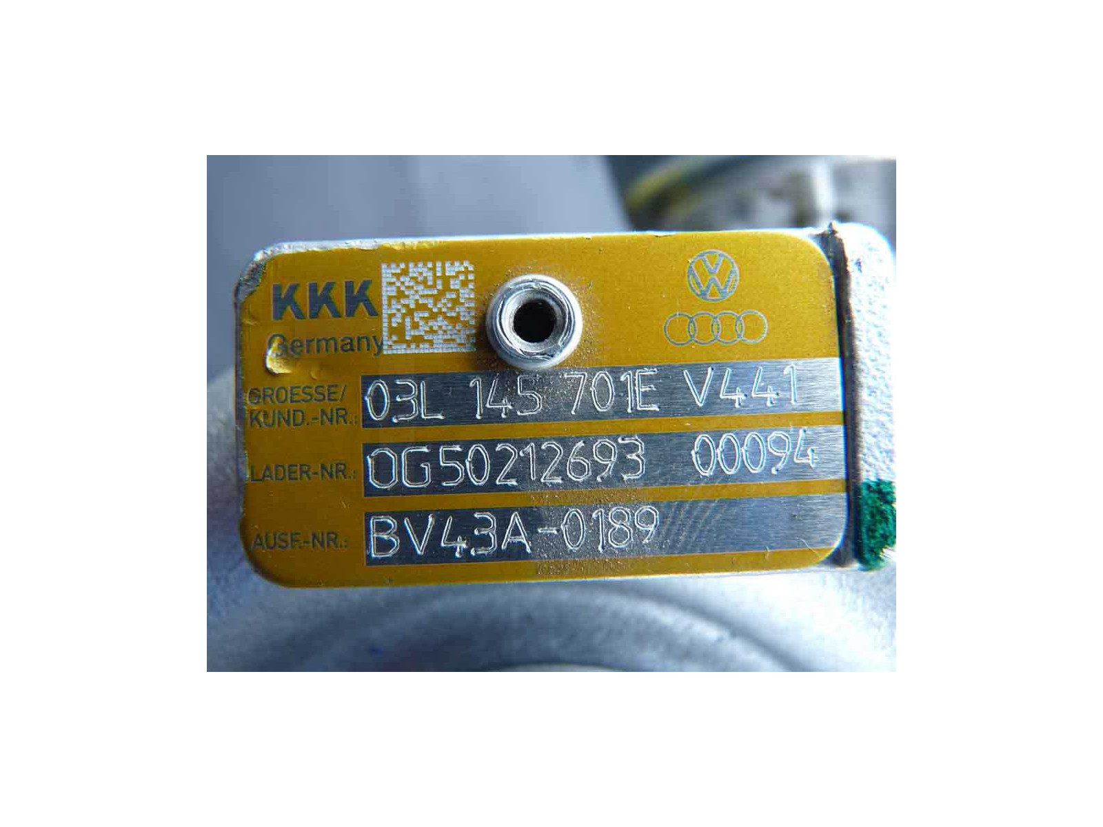 Turbo 53039900189 53039880189 53039700189 03L145701E 5303